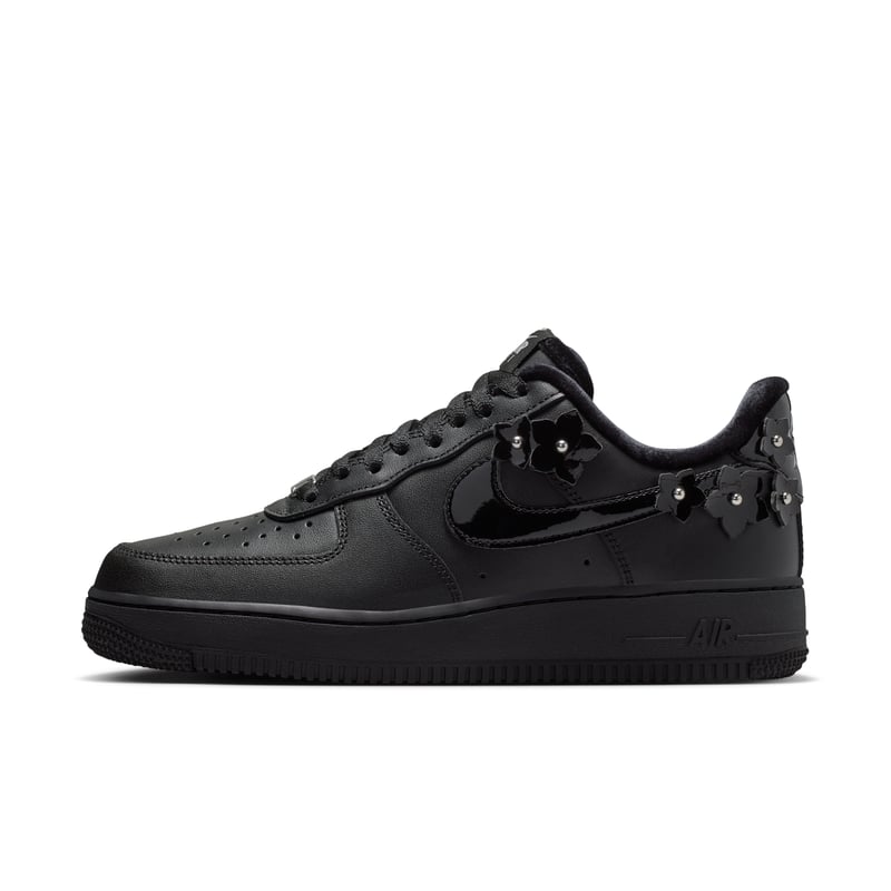 Nike Air Force 1 '07 'Florette' sneakers "Black & Off-Noir" | Dame | Sportstyle | 01 | SPORTSHOWROOM