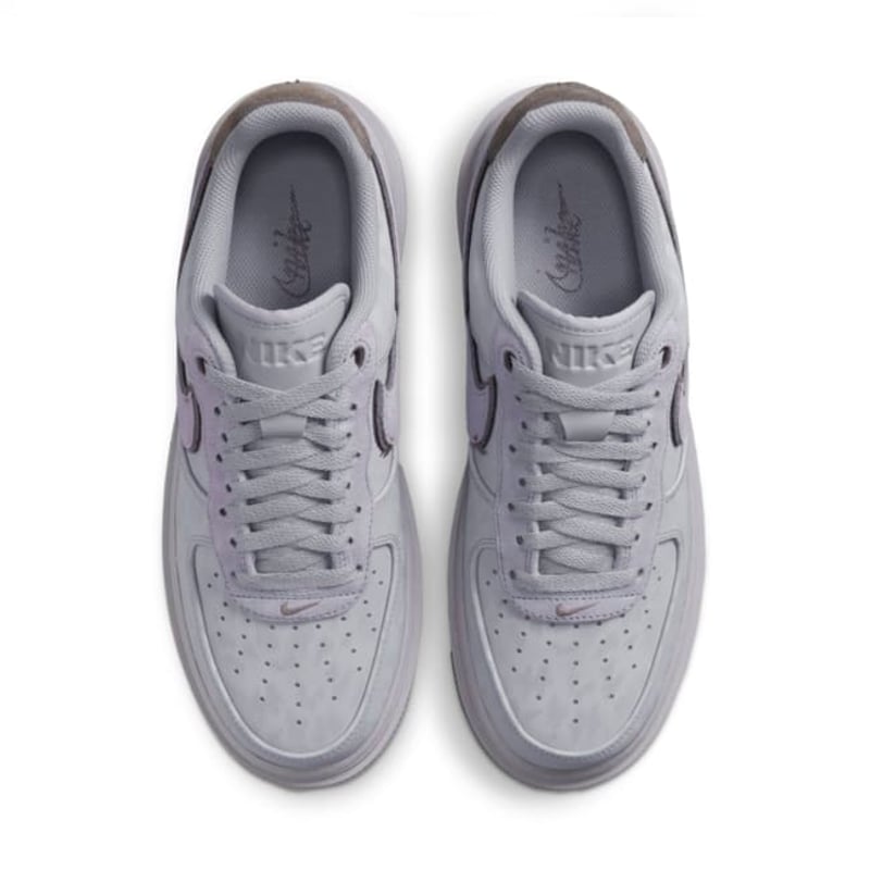 Nike Air Force 1 Luxe DD9605-500 04