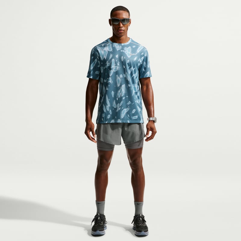 Camiseta Nike Miler Dri-FIT UV "Smoky Blue" | Hombre | Correr | 04 | SPORTSHOWROOM
