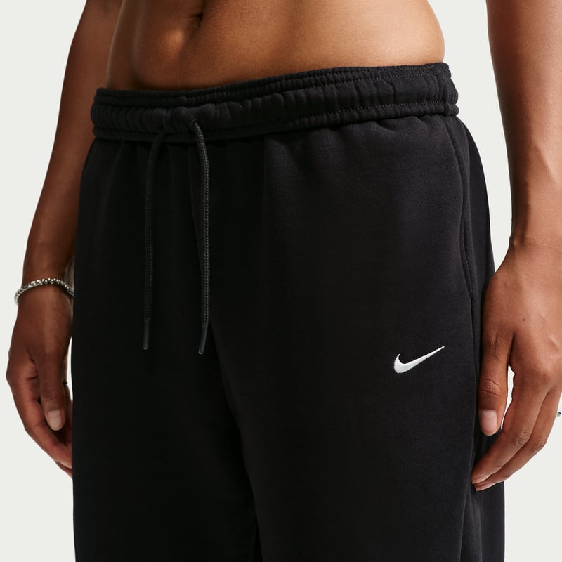 Nike Studio Fleece Medium Weight High-Rise Oversized Cuffed Bukse "Total Black & Sail" | Dame | | 05 | SPORTSHOWROOM