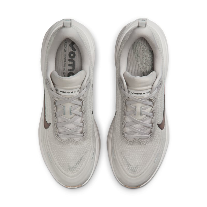 Nike Vomero Plus HV8150-005 04