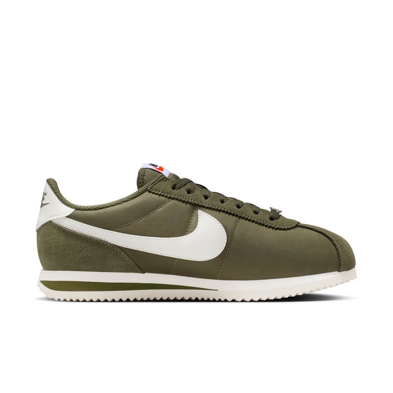 Sneakersy Nike Cortez Textile "Medium Olive & Sail" | Kobiety | Sportstyle | 03 | SPORTSHOWROOM