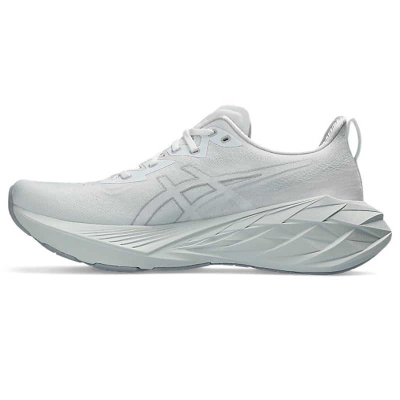 ASICS Novablast 4 1011B693-101 04