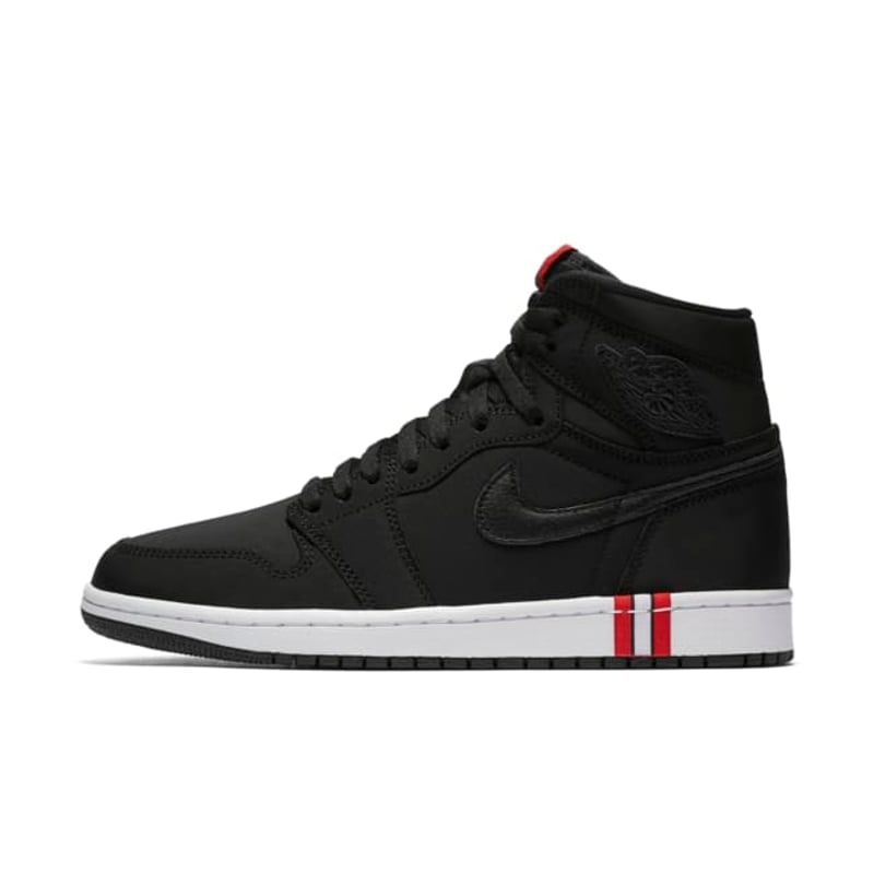 Jordan 1 Retro High OG x Paris Saint-Germain AR3254-001 01