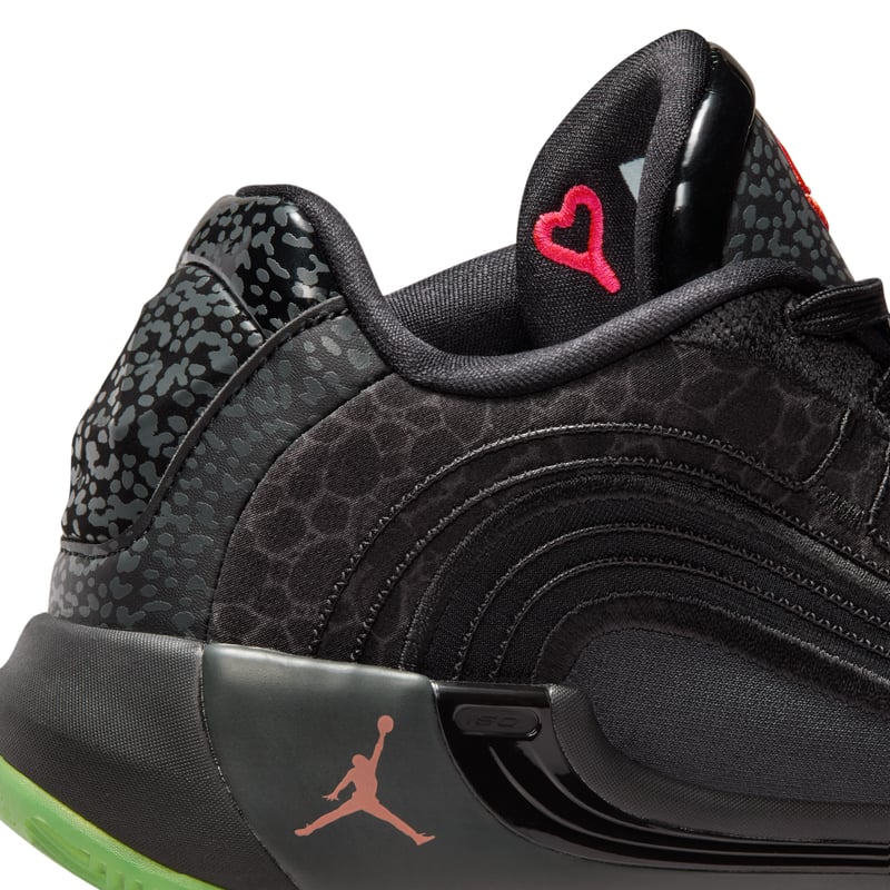 Jordan Luka 4 IO0204-001 09