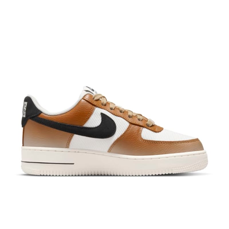 Nike Air Force 1 '07 DO6682-200 03