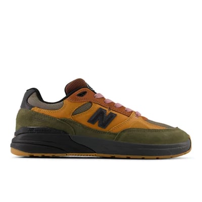 New Balance Numeric 933 Reynolds x Mike Gigliotti skate shoes "True Brown & Candy Pink" | Men | Skateboarding | 00 | SPORTSHOWROOM
