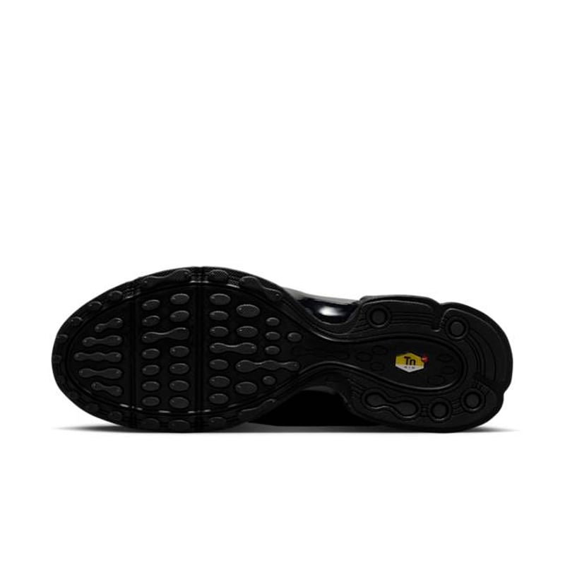 Nike Air Max Plus 7 HQ2197-001 02