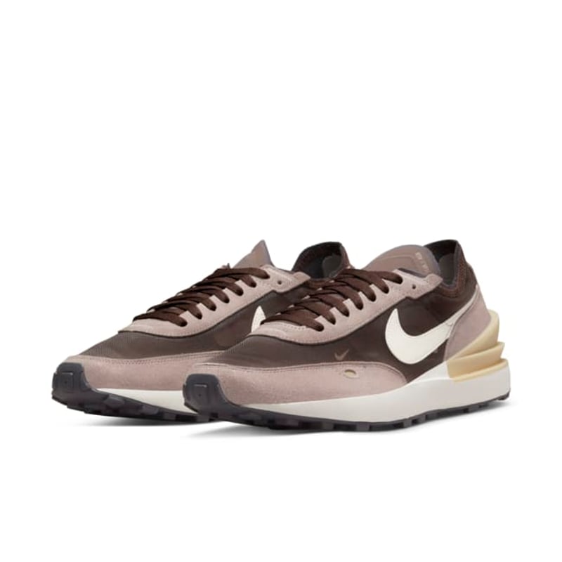 Nike Waffle One DA7995-200 05