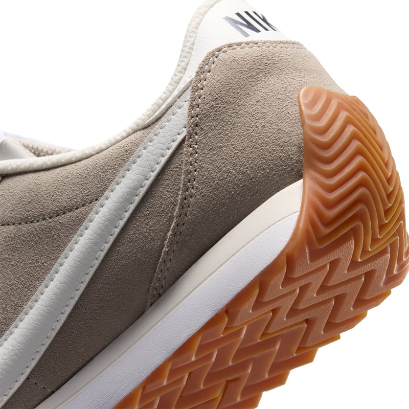 Nike Pacific Suede sneakers "Cream II & Sail" | Dames | Sportstyle | 08 | SPORTSHOWROOM