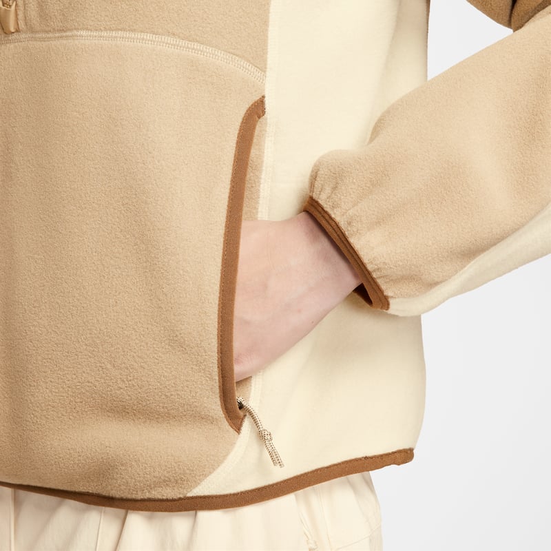 Nike ACG "Wolf Tree" 1/2-Zip Topp "Parachute Beige & Light Khaki" | Dame | | 05 | SPORTSHOWROOM