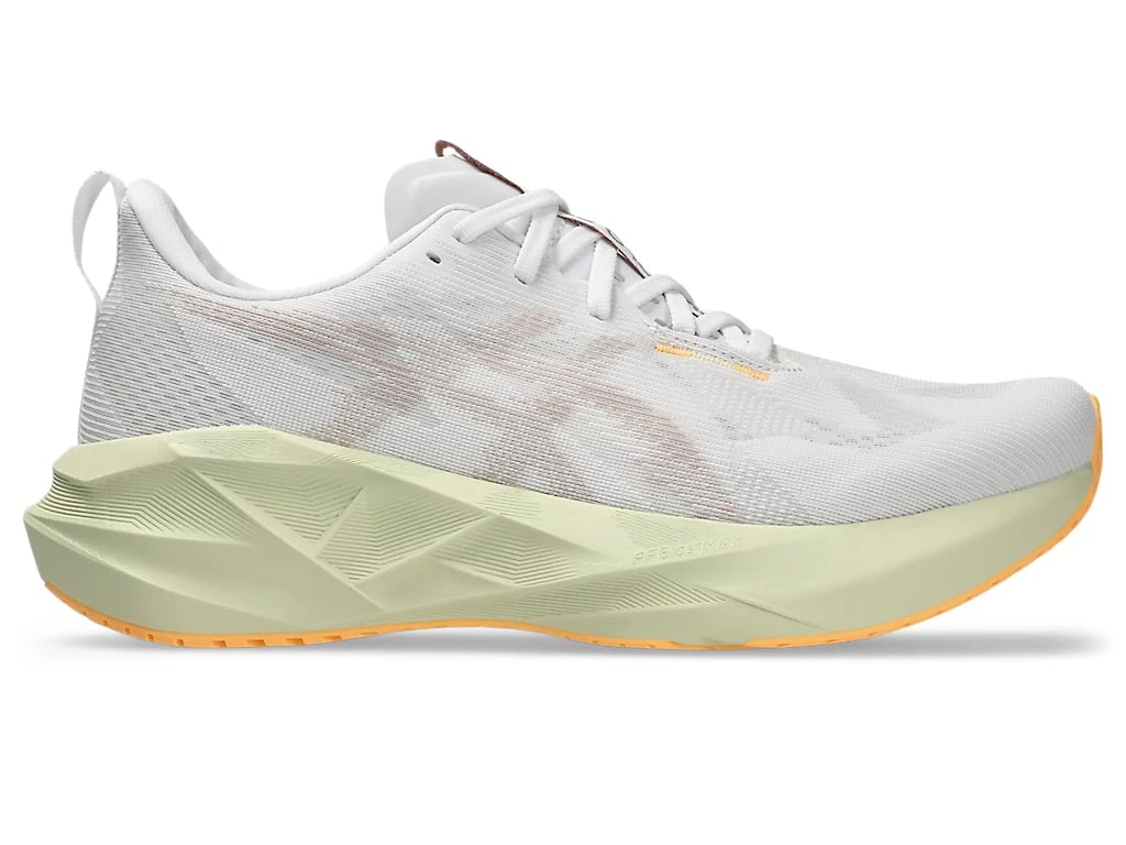 ASICS Novablast 5