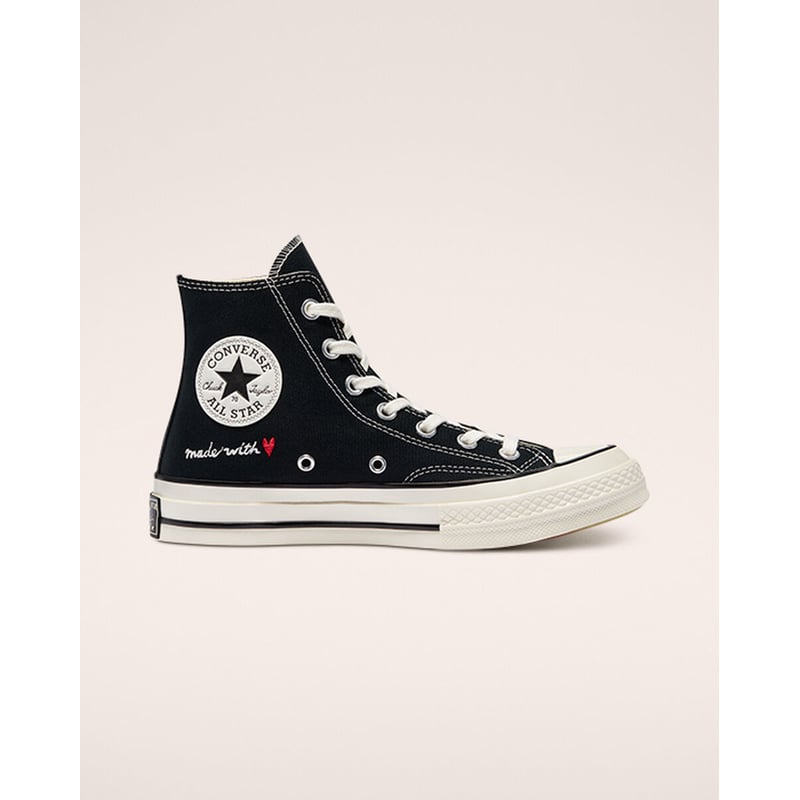 Converse Chuck 70 High ‘Valentine's Day’ 171118C 01