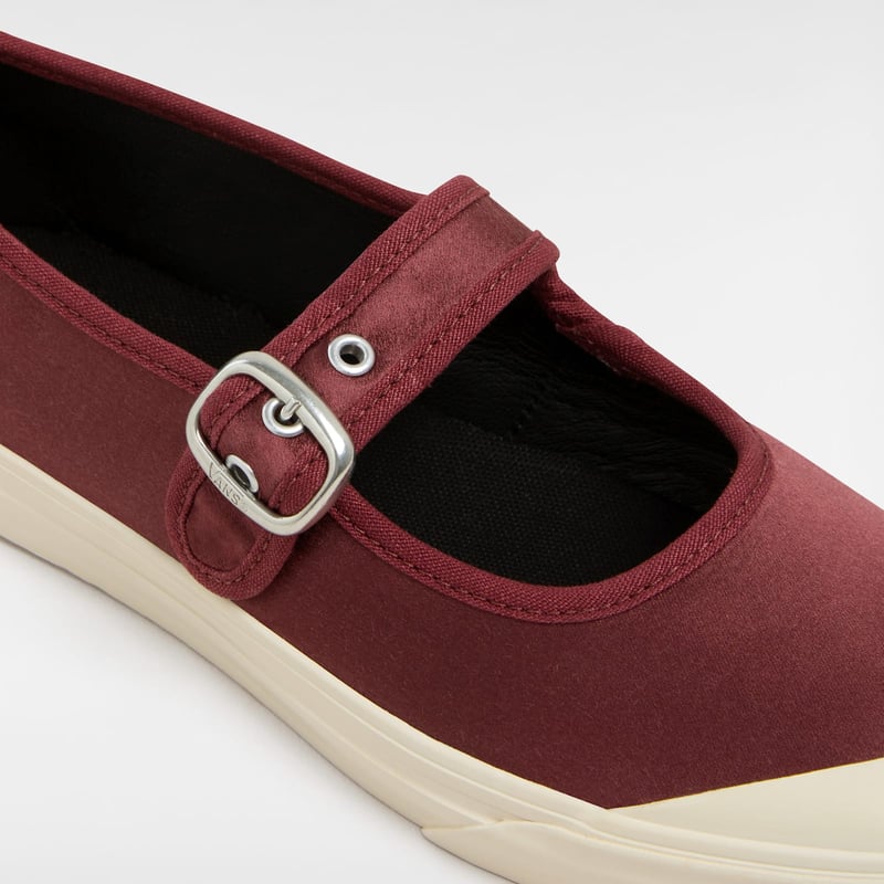Vans Premium Mary Jane Lo Pro Satin VN000D34MDB 04