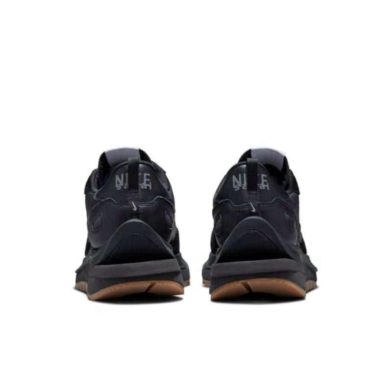 Nike VaporWaffle x sacai DD1875-001 06