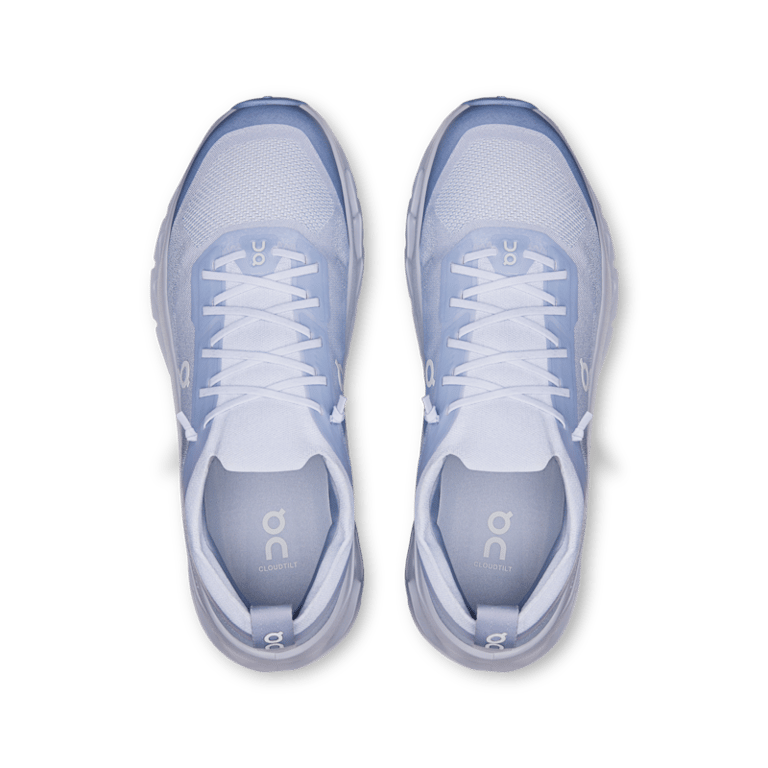 On Cloudtilt Moon x Zendaya 3MF30673776 02