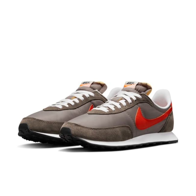 Nike Waffle Trainer 2 DH1349-002 05