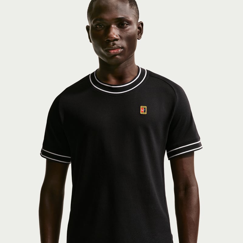 NikeCourt Heritage FN0318-010 01