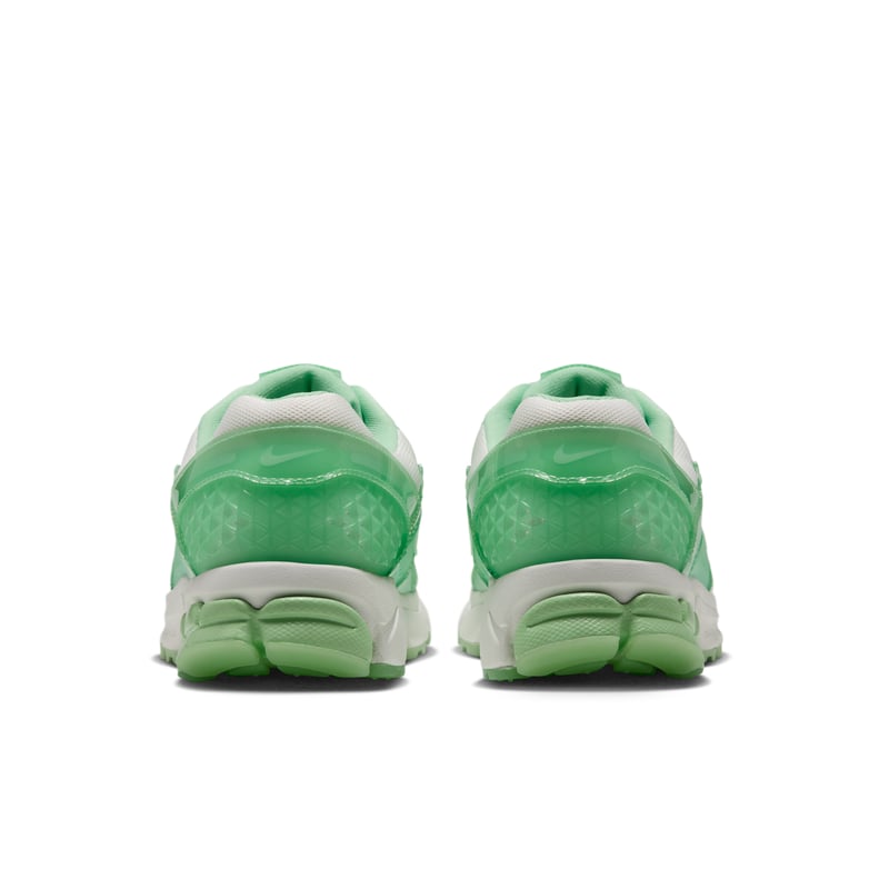 Nike Zoom Vomero 5 trainers "Sail & Barely Green" | Women | SportStyle | 05 | SPORTSHOWROOM