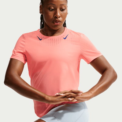 Nike AeroSwift Dri-FIT ADV Shirt "Atomic Pink & Old Royal" | Dames | Hardlopen | 01 | SPORTSHOWROOM