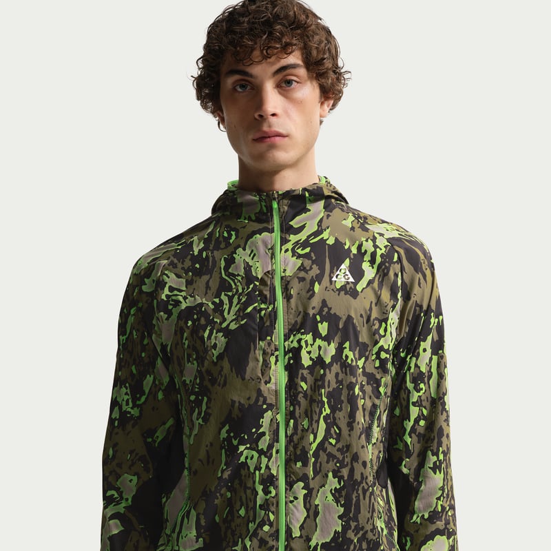 Casaco Nike ACG "College Grey & Mean Green" | Homem | Exterior | 01 | SPORTSHOWROOM