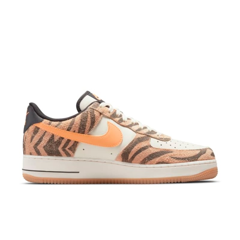 Nike Air Force 1 Low Premium DJ6192-100 03