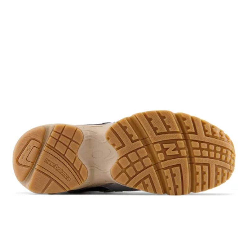 New Balance 725 ML725U 04