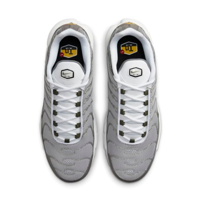Nike Air Max Plus SE DV7665-002 05