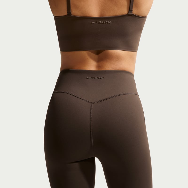 NikeSKIMS Matte IU8292-233 03