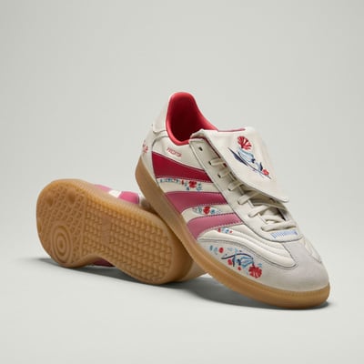 adidas Predator Freestyle x The Football Gal JQ1896