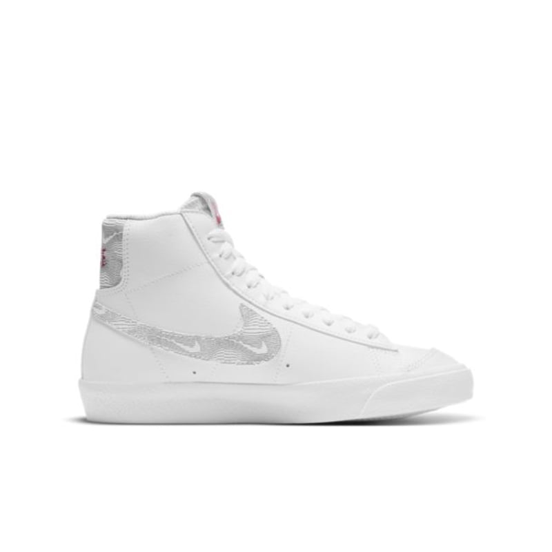 Nike Blazer Mid '77 DJ4624-100 03