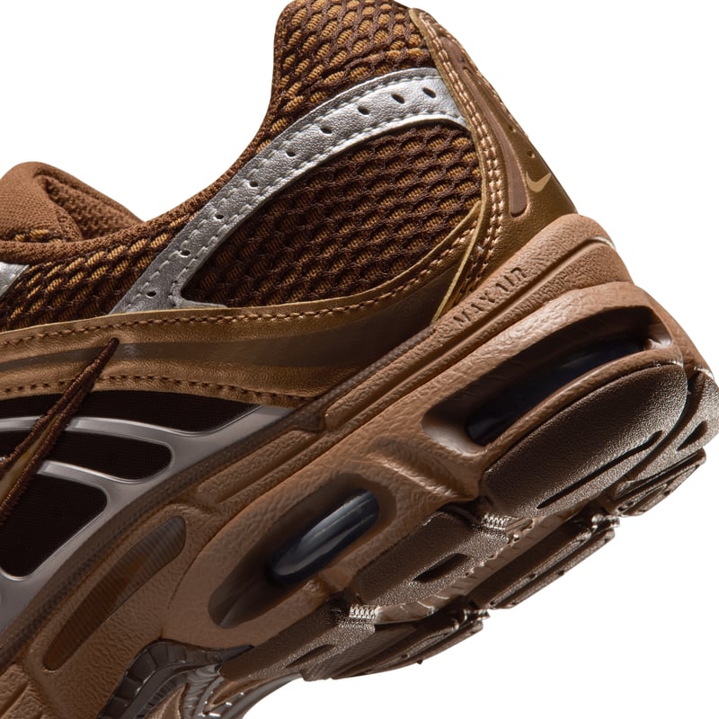 Nike Air Max Moto 2K Sneaker "Light British Tan & Cacao Wow" | Damen | Sportstyle | 08 | SPORTSHOWROOM
