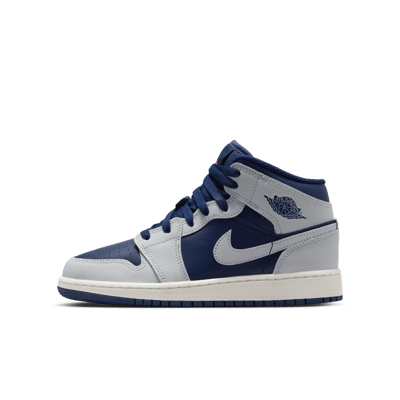 Jordan 1 Mid DQ8423-403 01