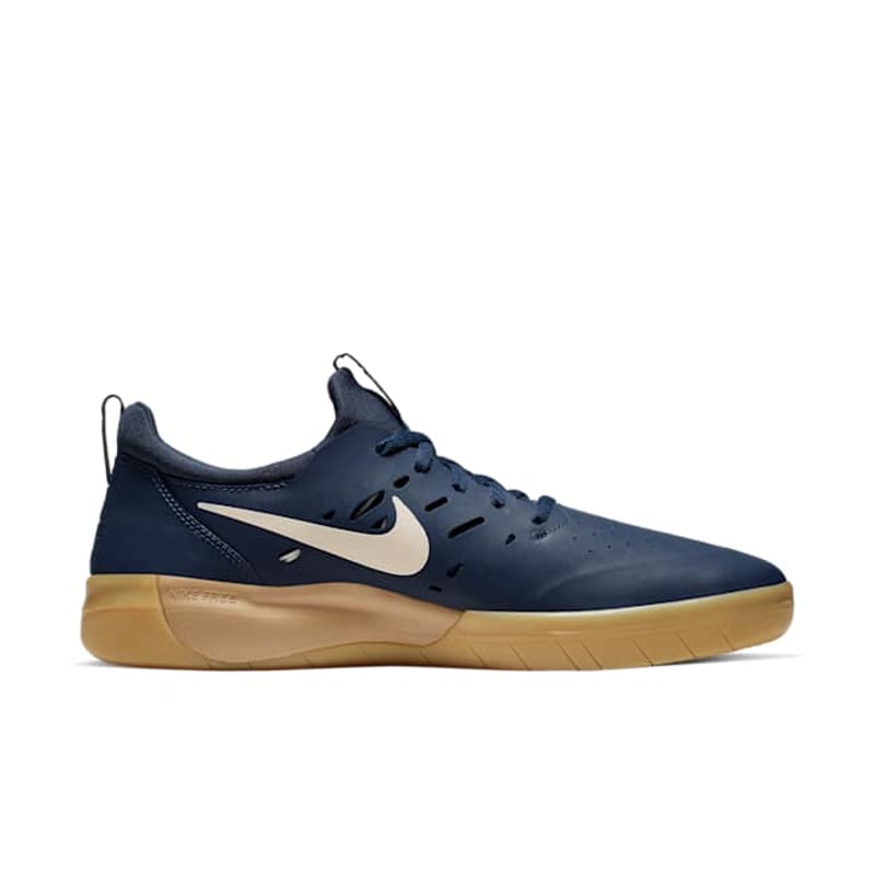 Nike SB Nyjah Free AA4272-401 03