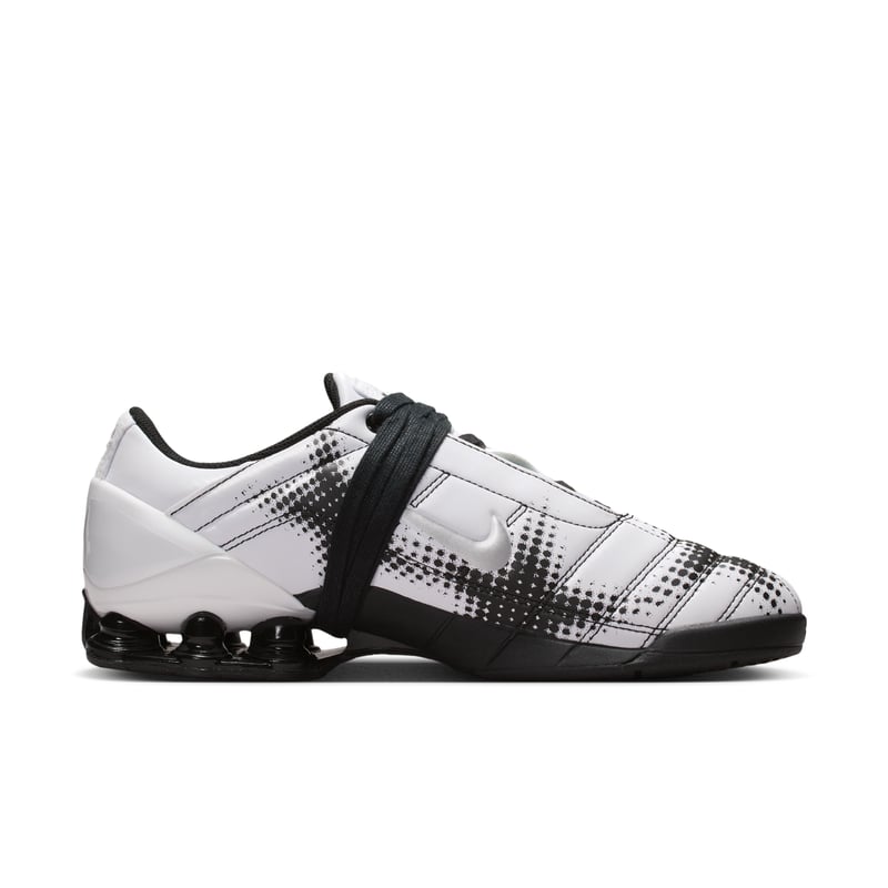 Nike Total 90 Shox Magia trainers "White & Black" | Women | SportStyle | 02 | SPORTSHOWROOM
