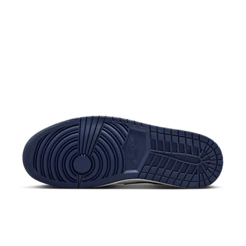 Jordan 1 Retro Low OG HQ2993-100 02