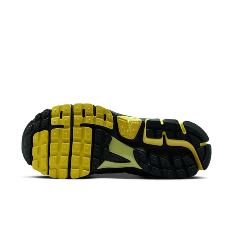 Nike Zoom Vomero 5 FJ2028-003 02