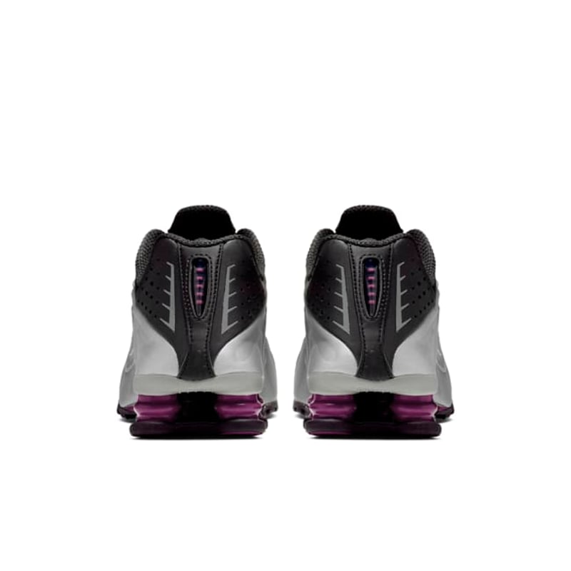 Nike Shox R4 AR3565-003 06