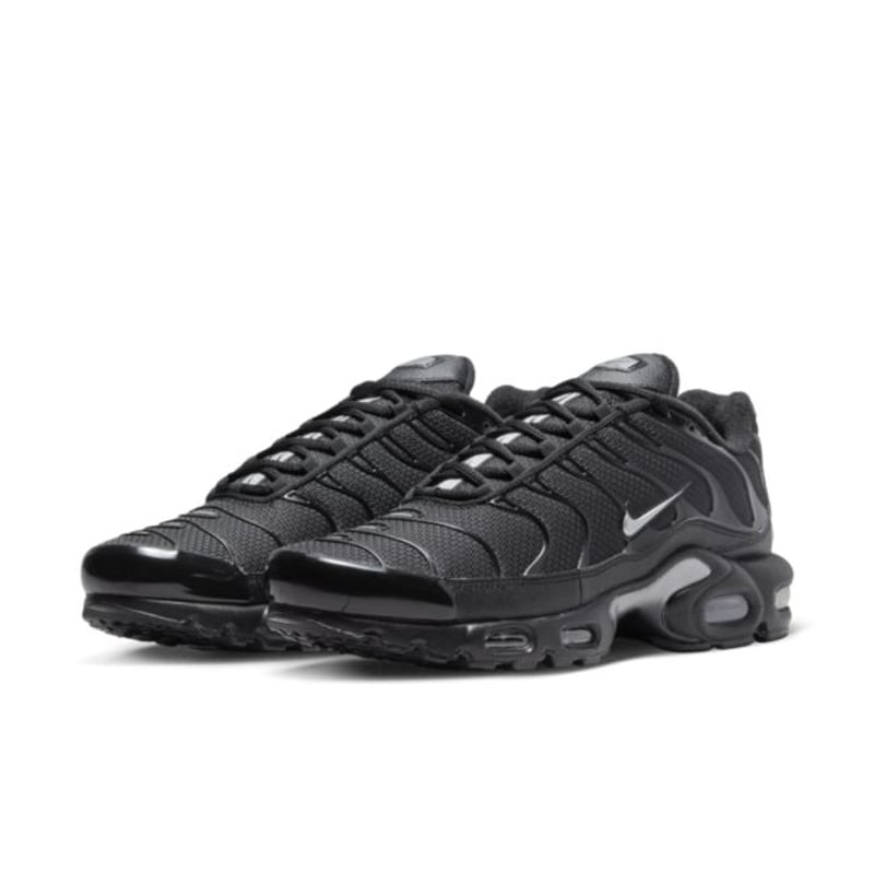 Nike Air Max Plus DX8971-001 02