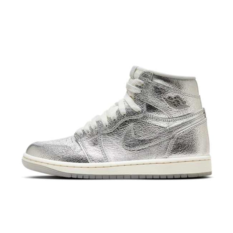 Jordan 1 Retro High OG FN7249-001 01