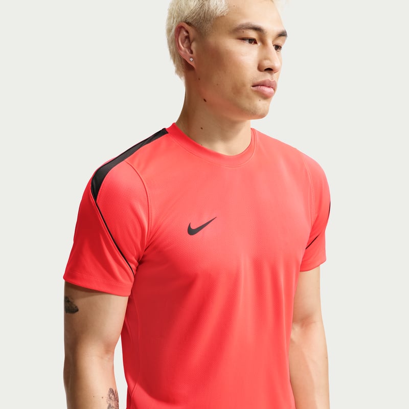 Nike Strike Dri-FIT IF1461-804 01
