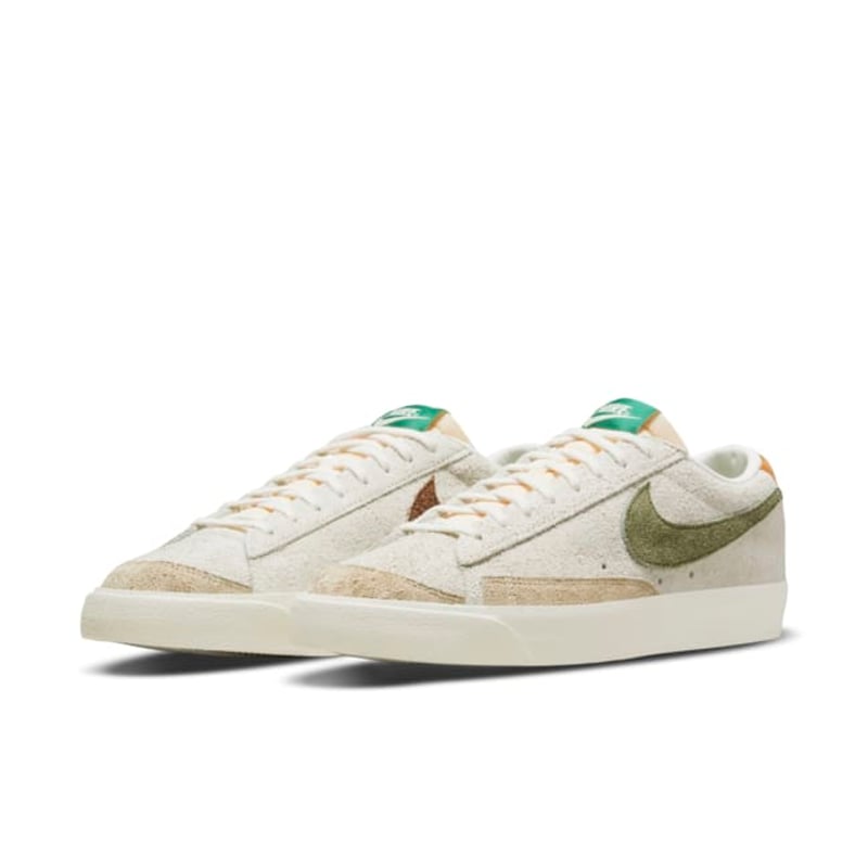 Nike Blazer Low '77 Premium DM7582-100 05