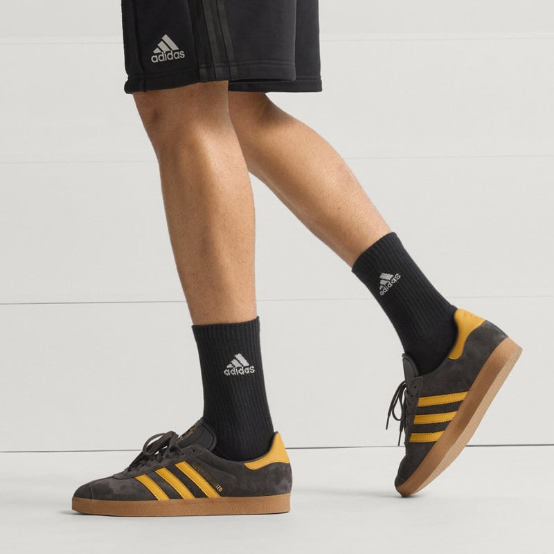 adidas Gazelle x Manchester United JR1410 02
