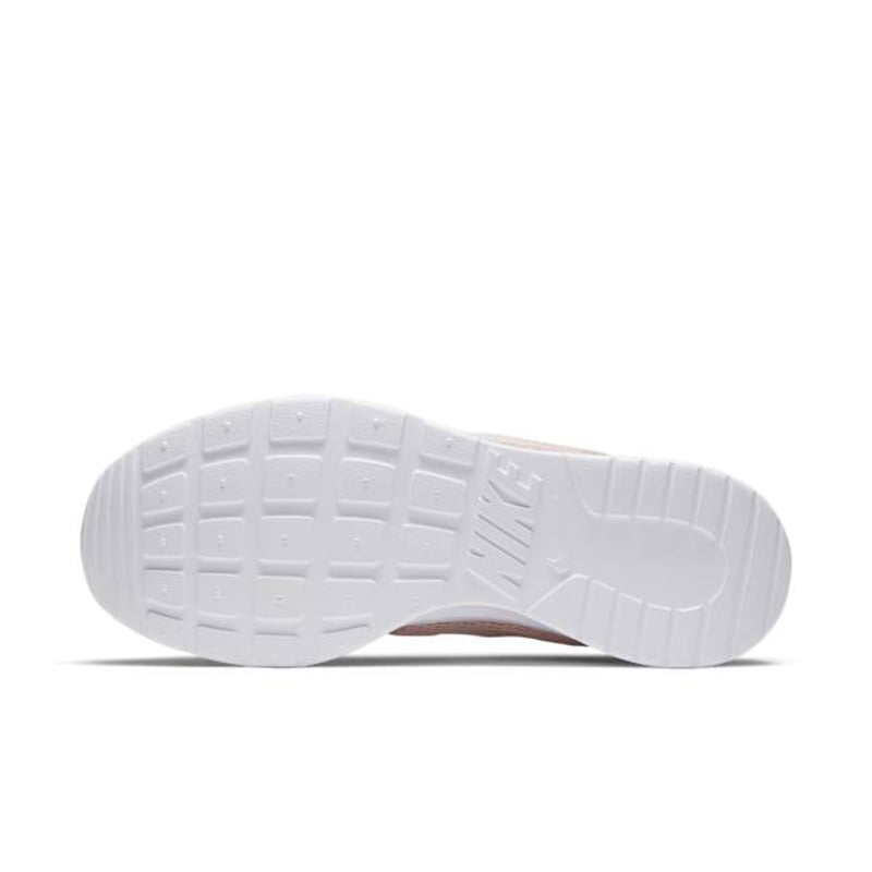 Nike Tanjun 812655-202 02
