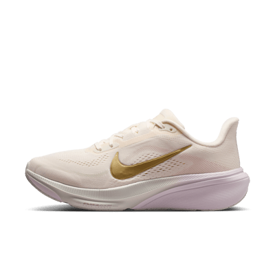 Nike Pegasus 42 runners "Chalk & Metallic Gold" | Women | Running | 01 | SPORTSHOWROOM