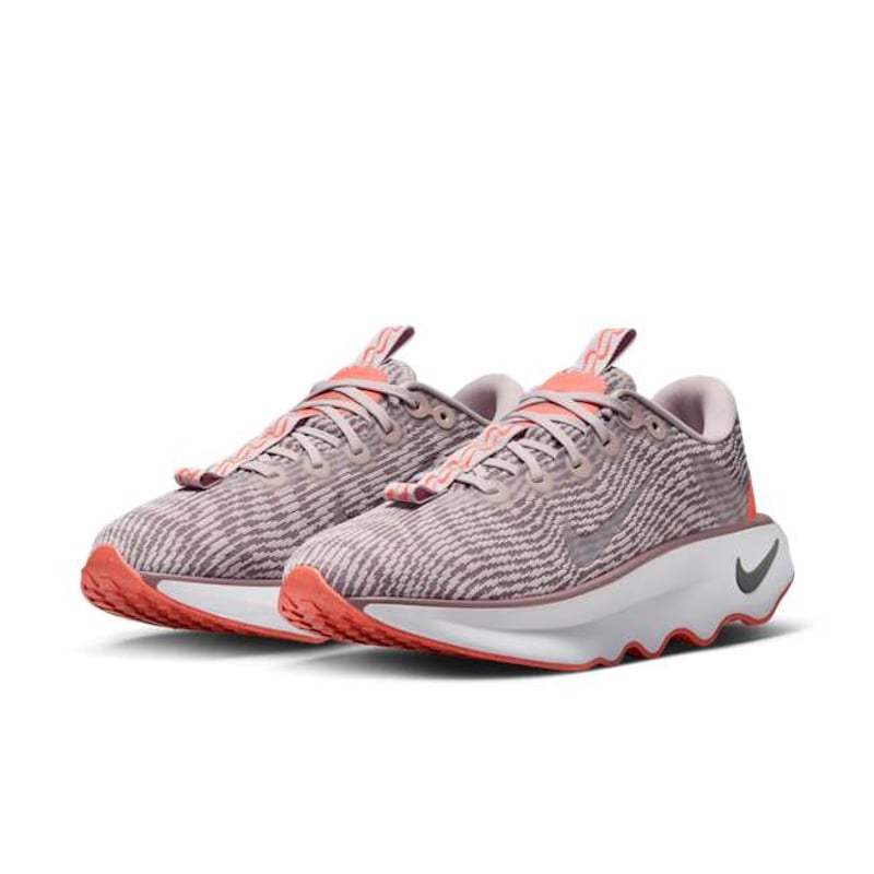 Nike Motiva DV1238-007 05