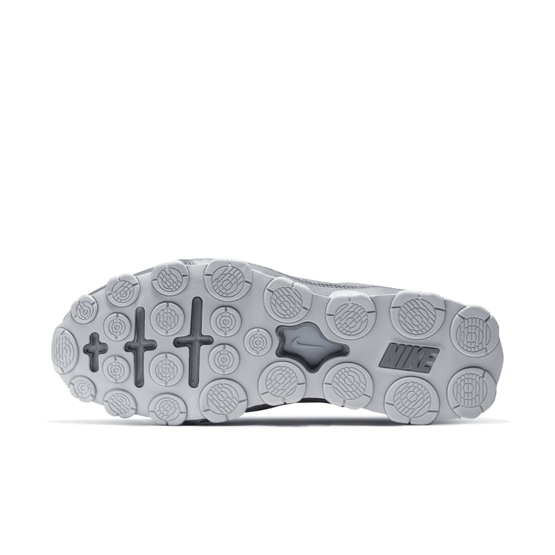 Nike Reax 8 TR 621716-010 02