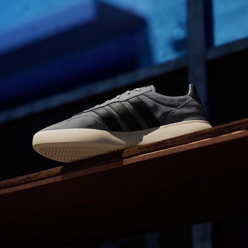 adidas Barreda Decode JR3518 03