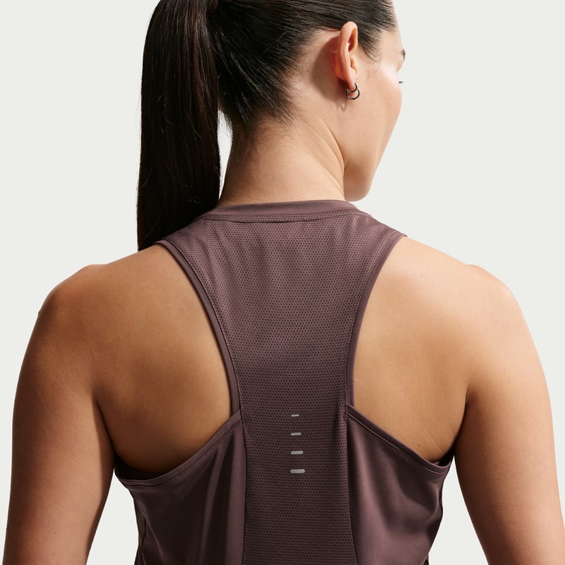 Nike Swift Dri-FIT HQ0620-502 02