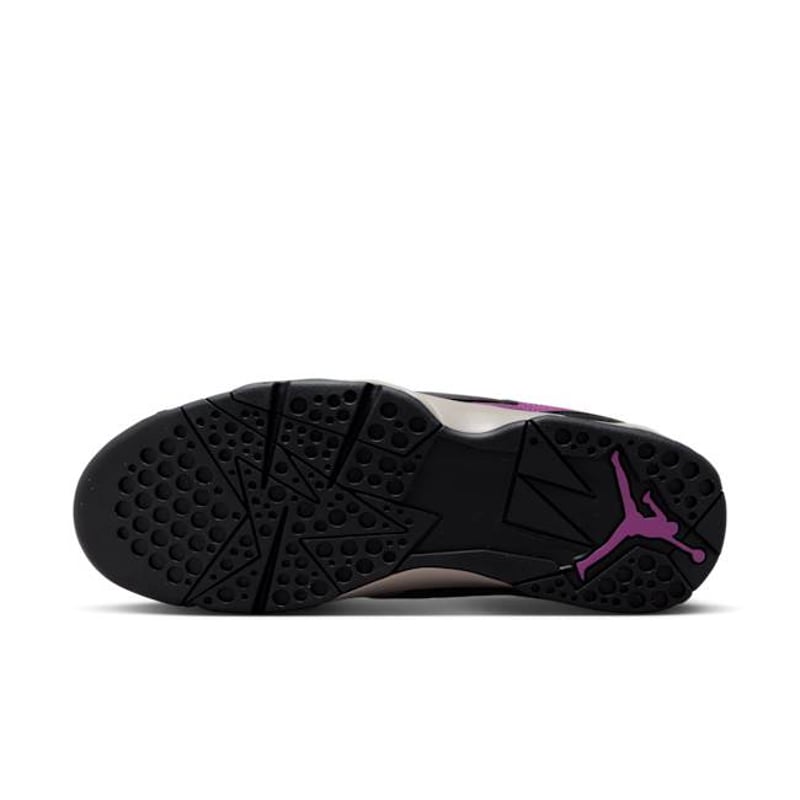 Jordan MVP 92 HQ3950-005 02